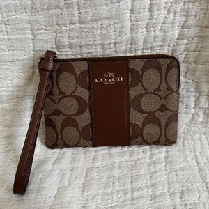 Classic Coach Wristlet